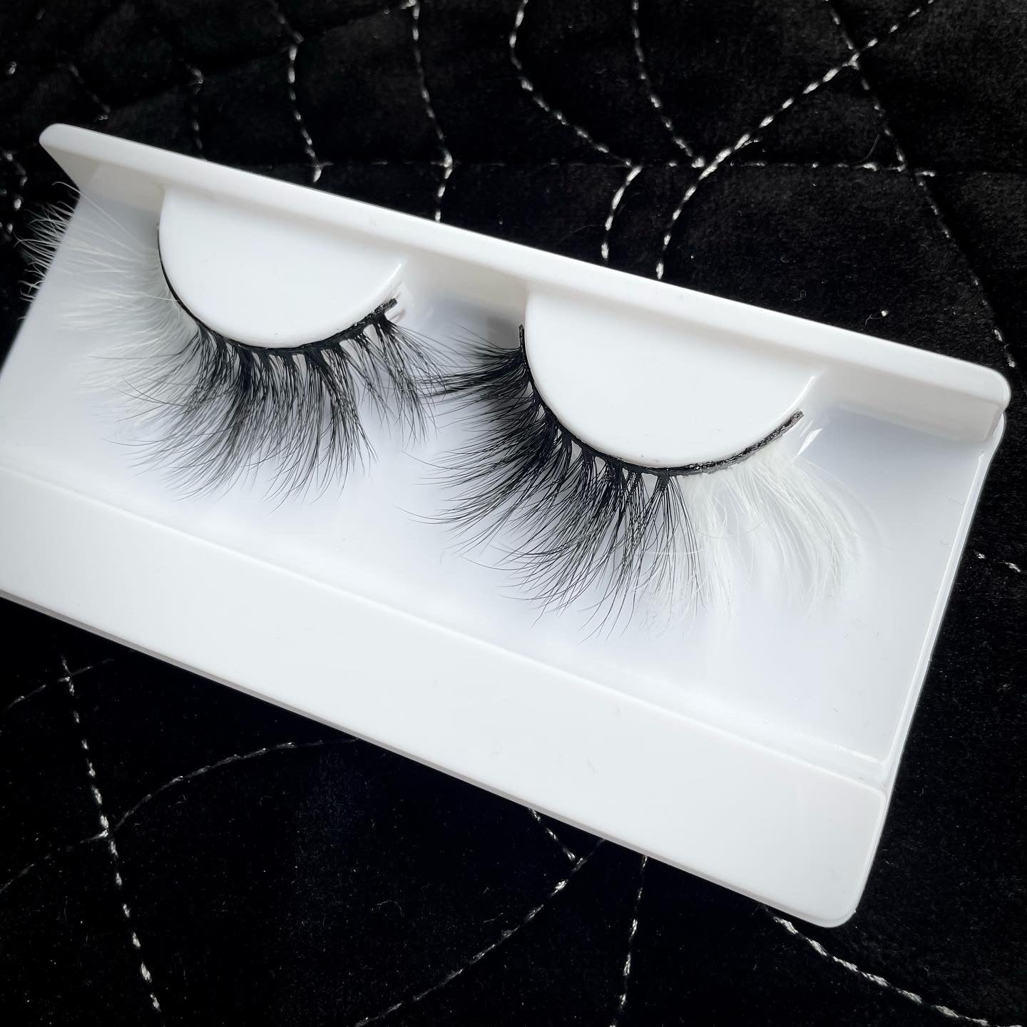 Poltergeist Lashes