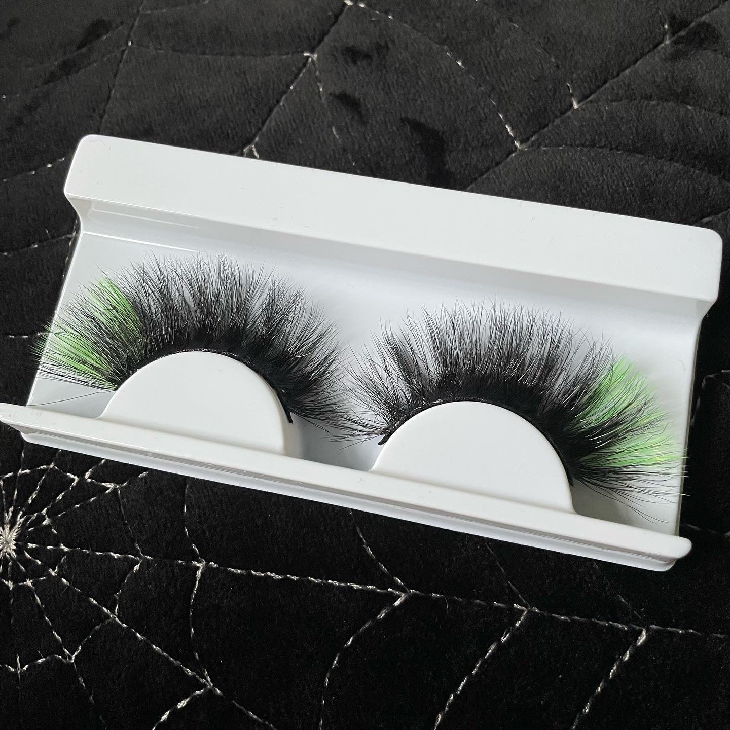 Toxic Lashes