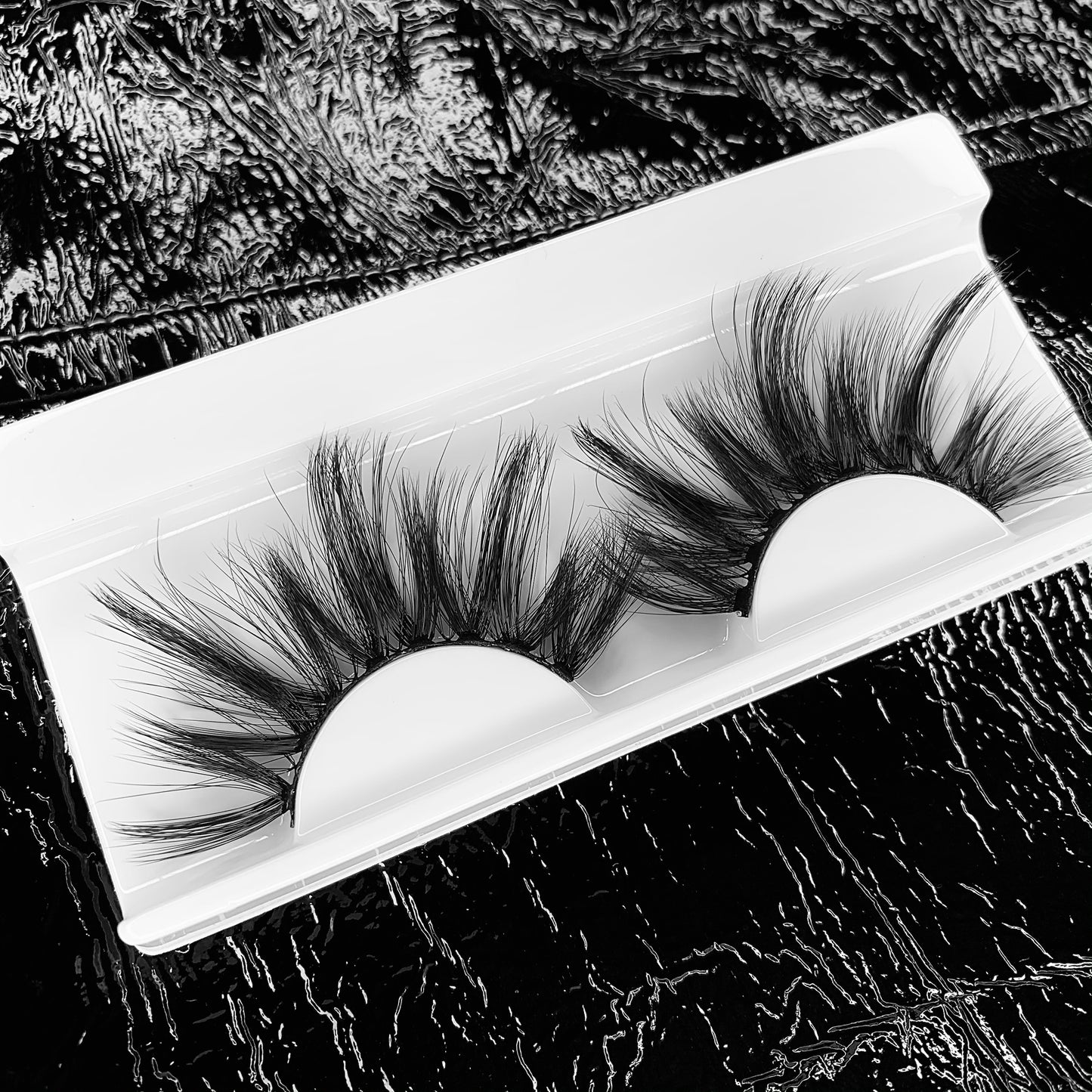 Sinner Lashes