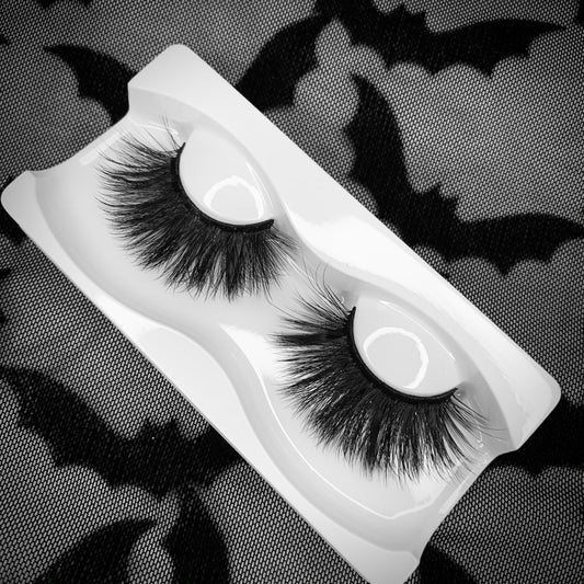 Nocturnal Lashes